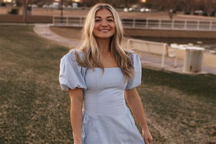 Abby Howard Biography, Age, Height, Husband, Net Worth, Family