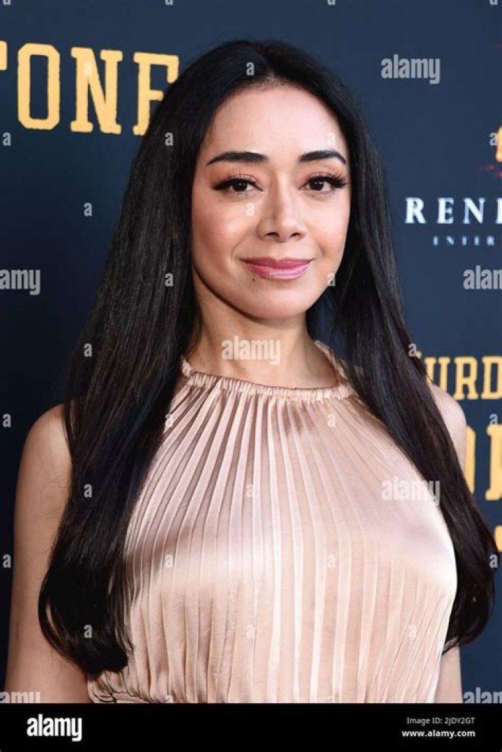 Aimee Garcia Biography, Age, Height, Husband, Net Worth, Family