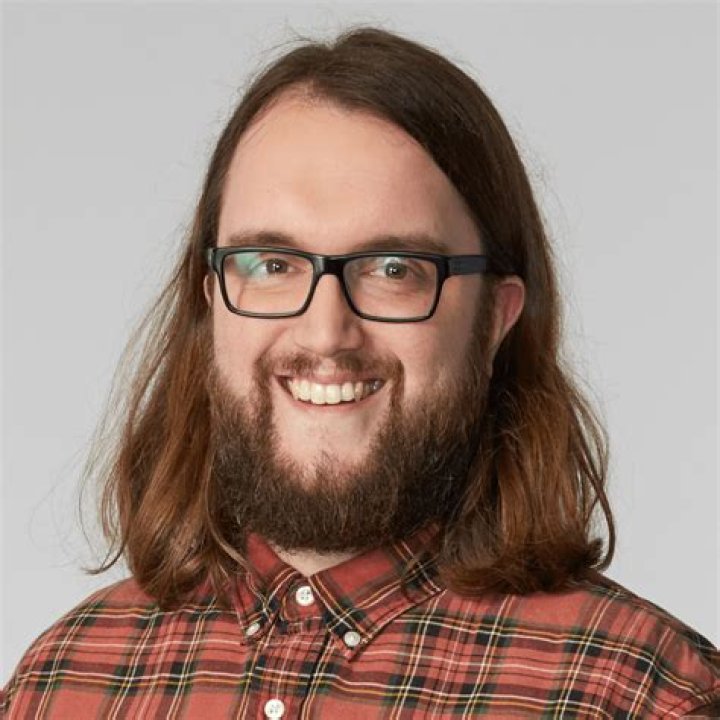 Alex Baker Biography, Age, Height, Wife, Net Worth, Family