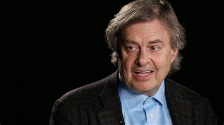 Andrew Cockburn Biography, Age, Height, Wife, Net Worth, Family