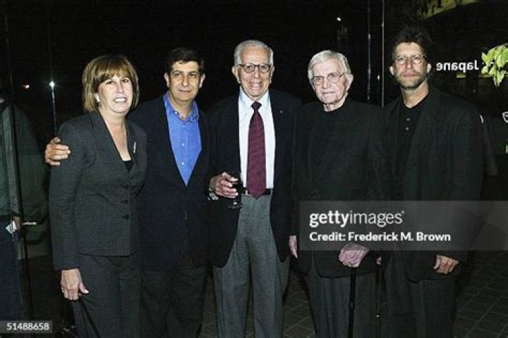 Andrew Mirisch Biography, Age, Height, Wife, Net Worth, Family