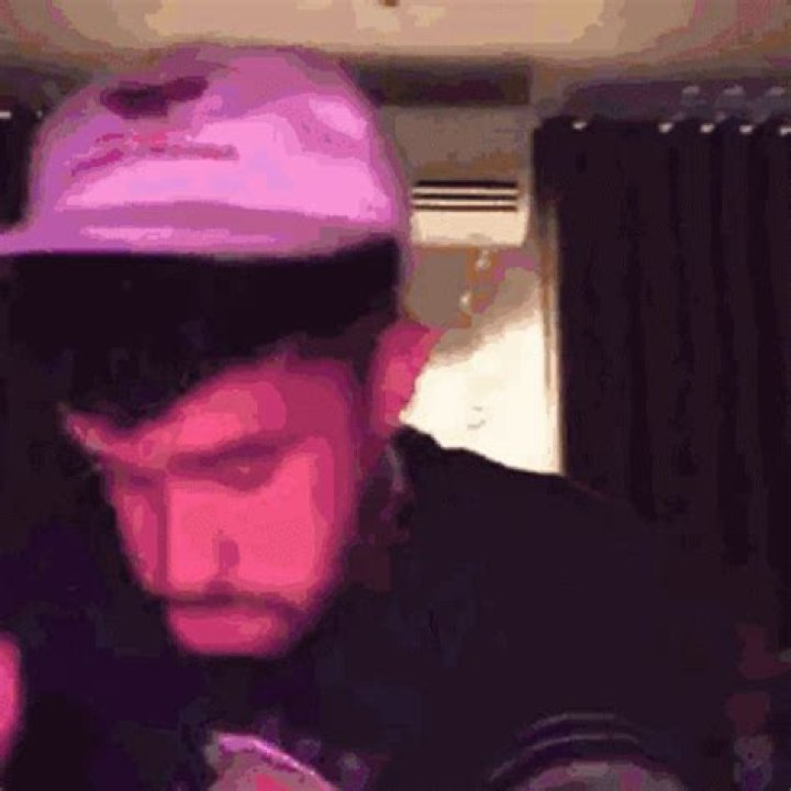 Bad Bunny Biography, Age, Height, Wife, Net Worth, Family