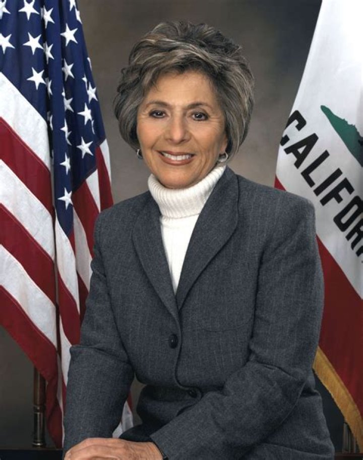 Barbara Boxer Biography, Age, Height, Husband, Net Worth, Family