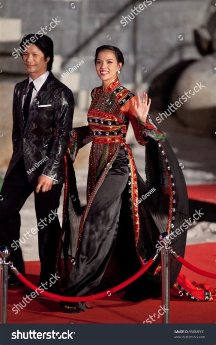 Bebe Pham Biography, Age, Height, Husband, Net Worth, Family