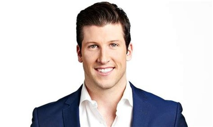 Brad Smith Biography, Age, Height, Wife, Net Worth, Family