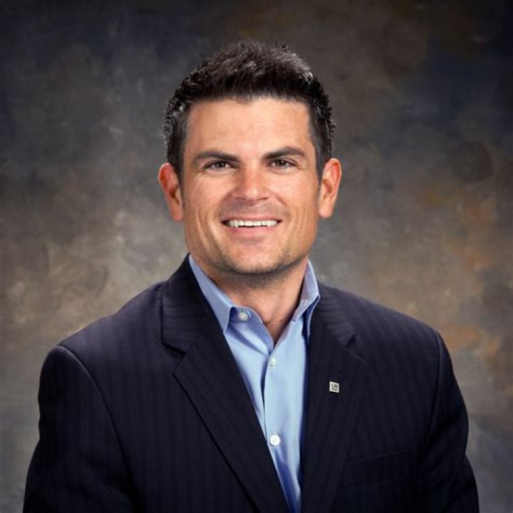 Bryan Nesbitt Biography, Age, Height, Wife, Net Worth, Family