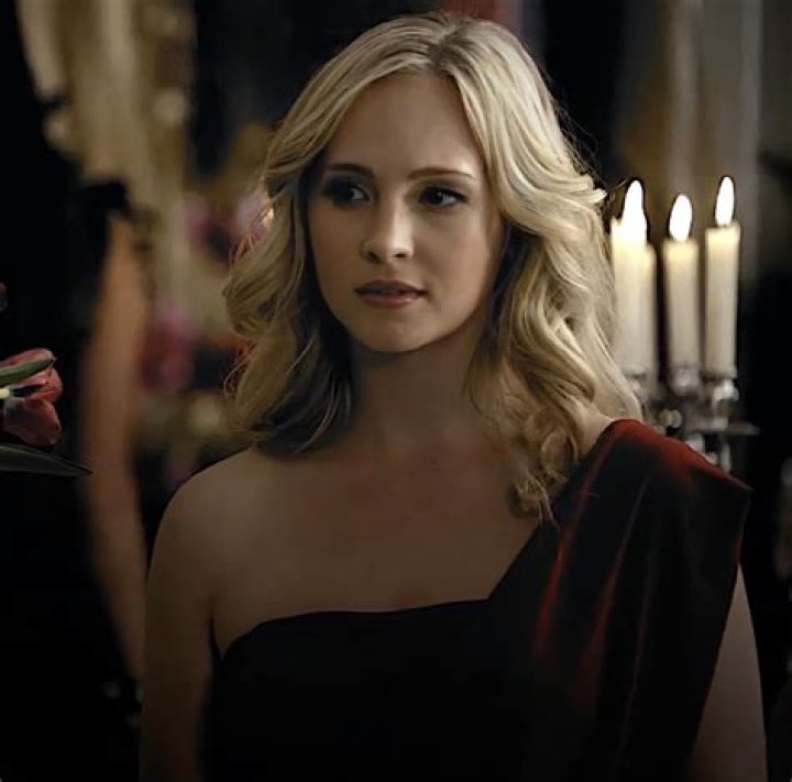 Candice King Biography, Age, Height, Husband, Net Worth, Family
