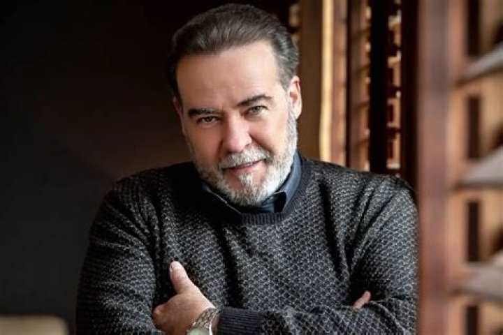 César Évora biografía, edad, altura, esposo, net worth, familia