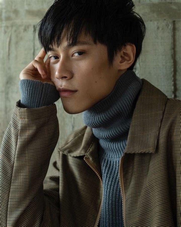 Chun-Chih Huang Biography, Age, Height, Wife, Net Worth, Family