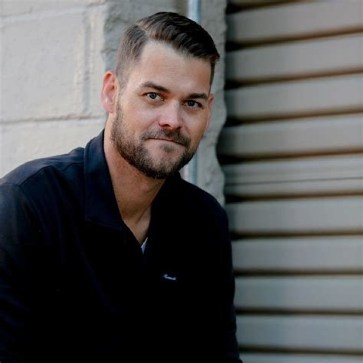 Dallas Sartz Biography, Age, Height, Wife, Net Worth, Family