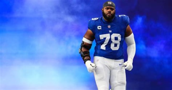 Damon Thomas Biography, Age, Height, Wife, Net Worth, Family