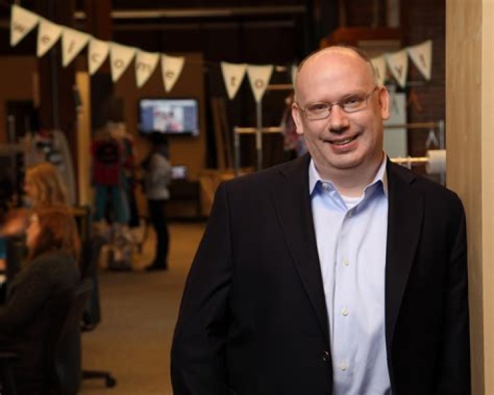 Darrell Cavens Biography, Age, Height, Wife, Net Worth, Family