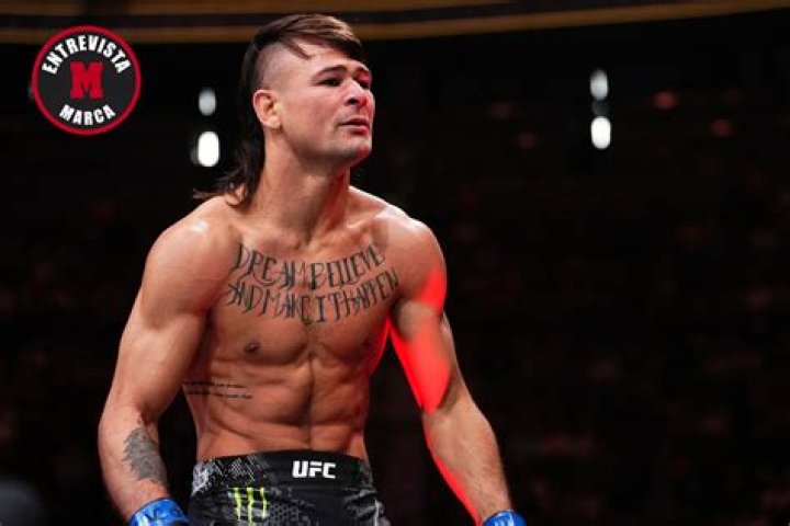 Diego Lopes Biography, Age, Height, Wife, Net Worth, Family