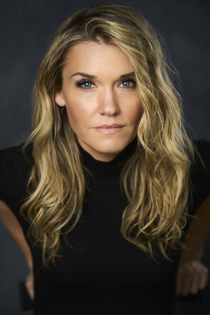 Emily Rose Biography, Age, Height, Husband, Net Worth, Family