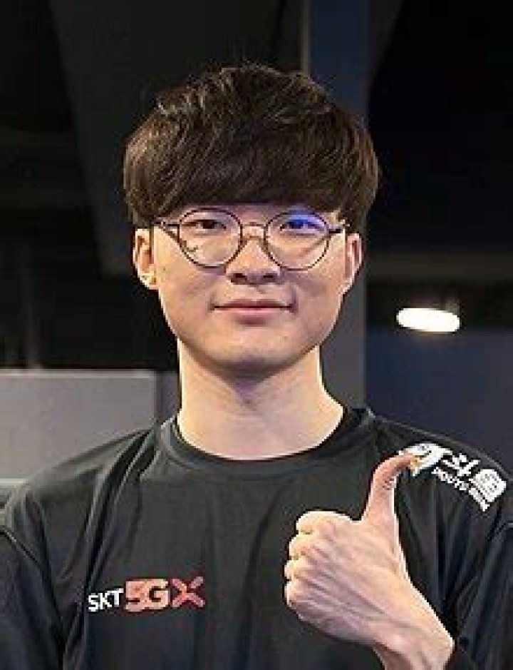 Faker Biography, Age, Height, Wife, Net Worth, Family