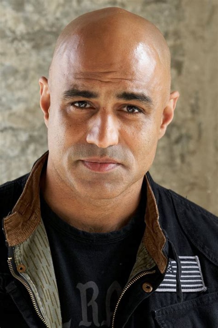 Faran Tahir Biography, Age, Height, Wife, Net Worth, Family