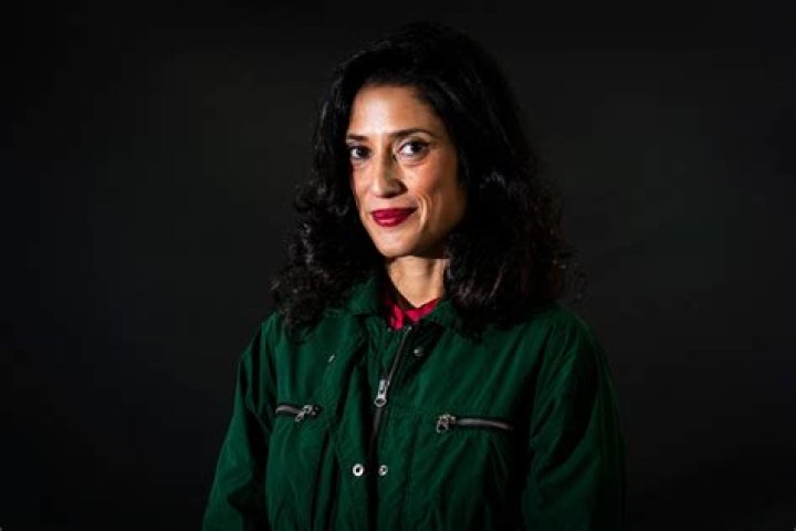 Fatima Bhutto Biography, Age, Height, Husband, Net Worth, Family