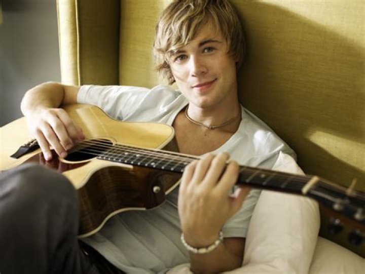 Jimmy Robbins Biography, Age, Height, Wife, Net Worth, Family