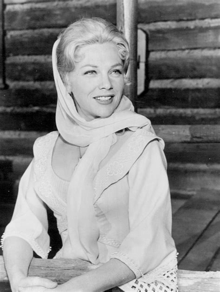 Joanna Moore biografía, edad, altura, esposa, net worth, familia