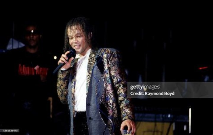 Johnny Kemp biografía, edad, altura, esposo, net worth, familia