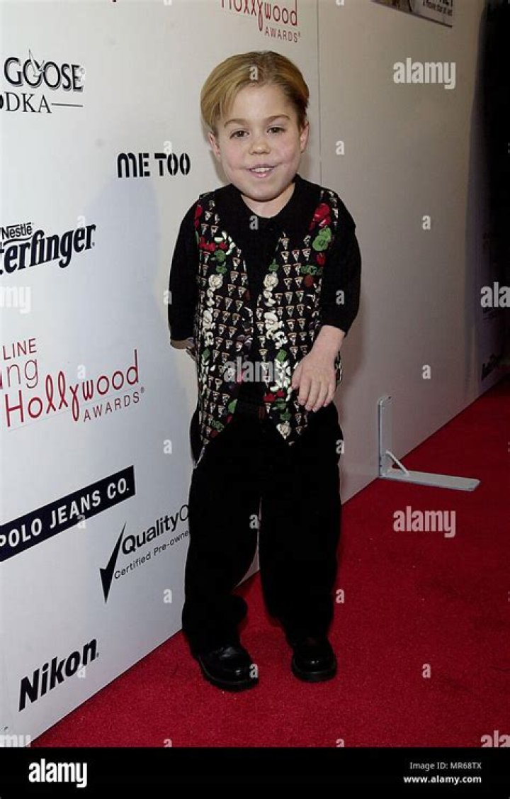 Josh Ryan Evans Biography, Age, Height, Wife, Net Worth, Family