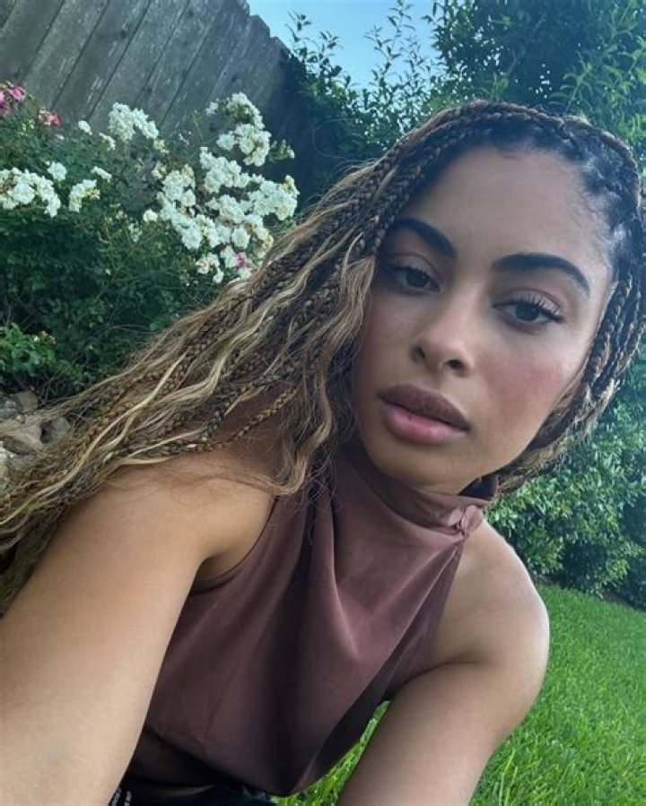 Katlynn Simone Biography, Age, Height, Husband, Net Worth, Family