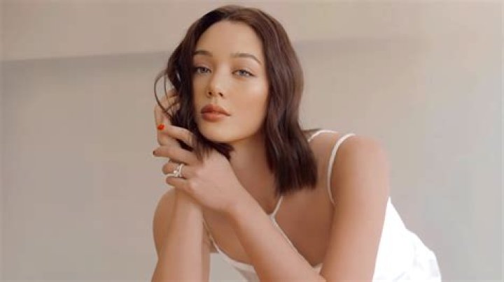 Kim Jones Biography, Age, Height, Husband, Net Worth, Family