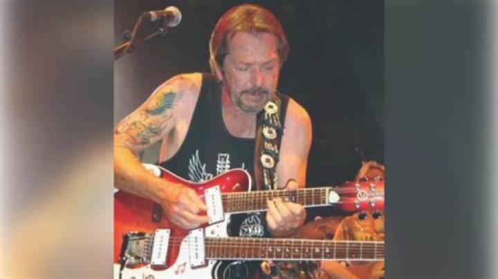 Larry Collins Biography, Age, Height, Wife, Net Worth, Family