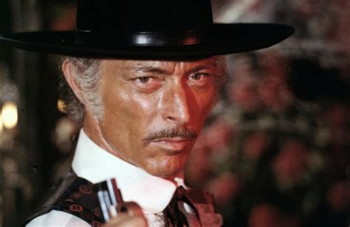 Lee Van Cleef Biography, Age, Height, Wife, Net Worth, Family