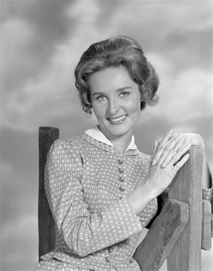 Lisabeth Hush Biography, Age, Height, Husband, Net Worth, Family