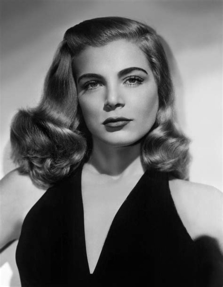 Lizabeth Scott biografía, edad, altura, esposa, net worth, familia