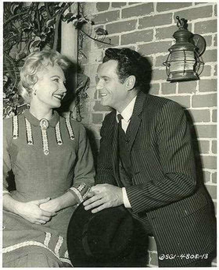 Lonie Blackman Biography, Age, Height, Husband, Net Worth, Family