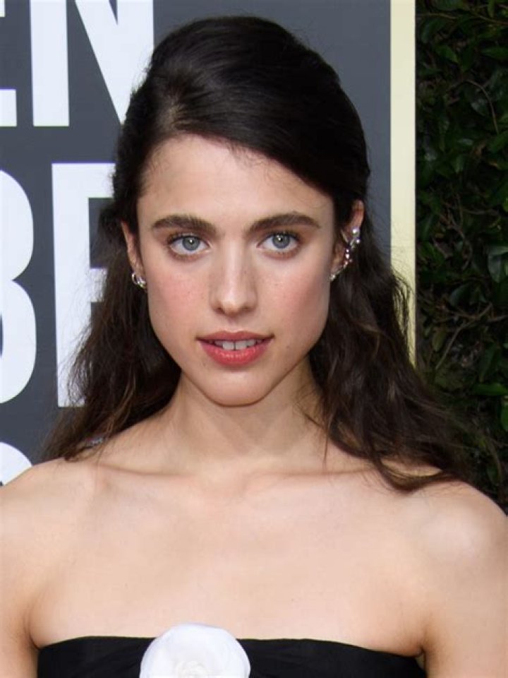 Margaret Qualley Biography, Age, Height, Husband, Net Worth, Family