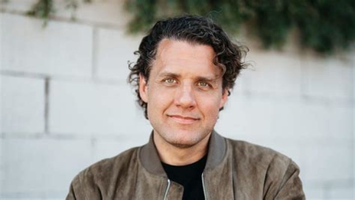 Mark Manson biografía, edad, altura, esposo, net worth, familia