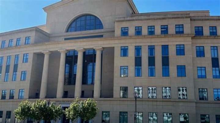 Melvin Jerome Brown Biography, Age, Height, Wife, Net Worth, Family