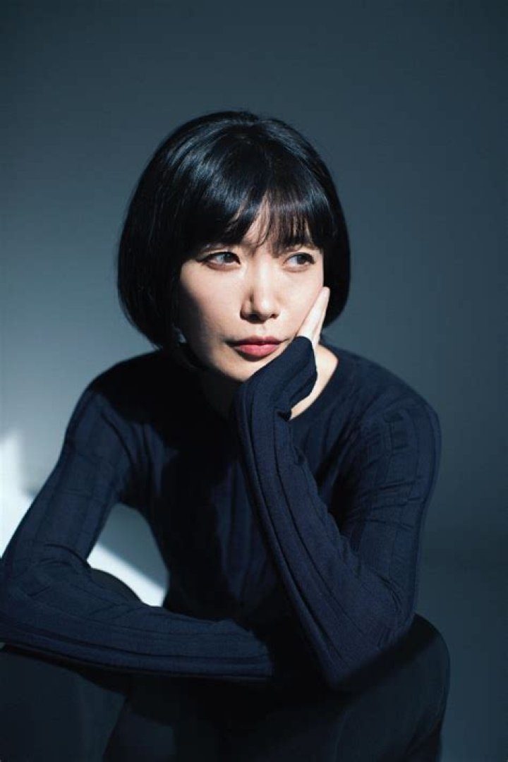 Mieko Kawakami Biography, Age, Height, Husband, Net Worth, Family