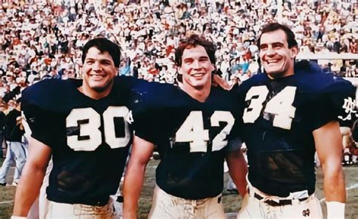 Mike Stonebreaker Biography, Age, Height, Wife, Net Worth, Family