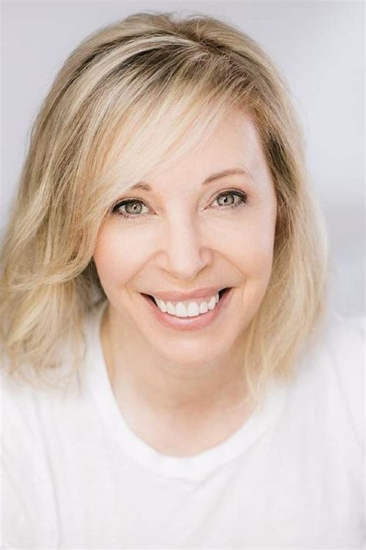 Nancy Robertson Biography, Age, Height, Husband, Net Worth, Family