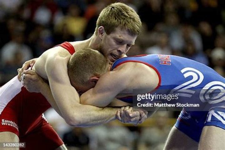 Nick Simmons Biography, Age, Height, Wife, Net Worth, Family