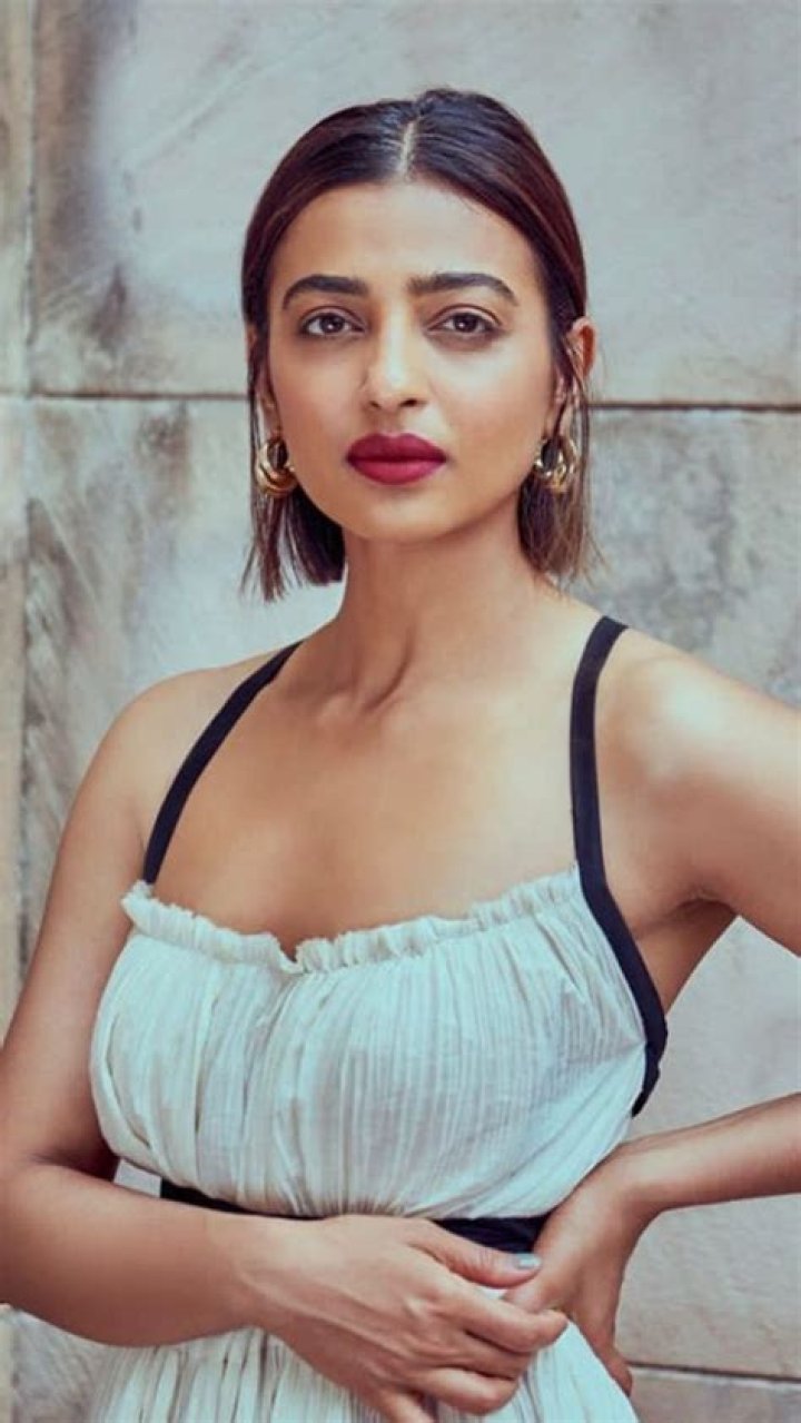 Radhika Apte Biography, Age, Height, Husband, Net Worth, Family