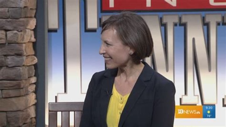 Renee Hoyos Biography, Age, Height, Husband, Net Worth, Family