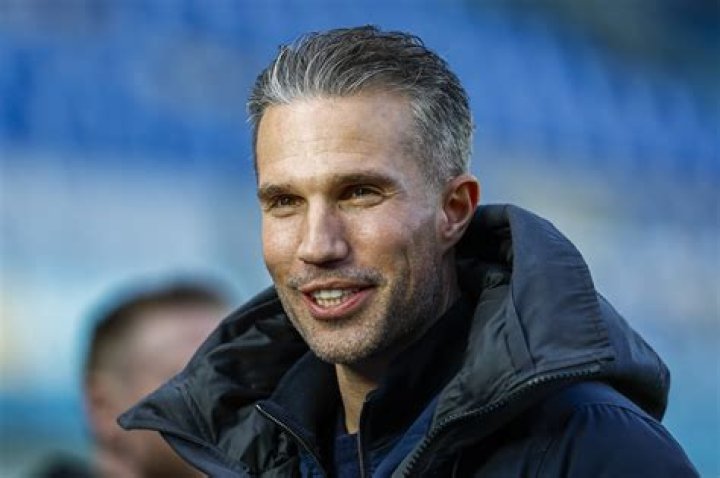 Robin van Persie Biography, Age, Height, Wife, Net Worth, Family