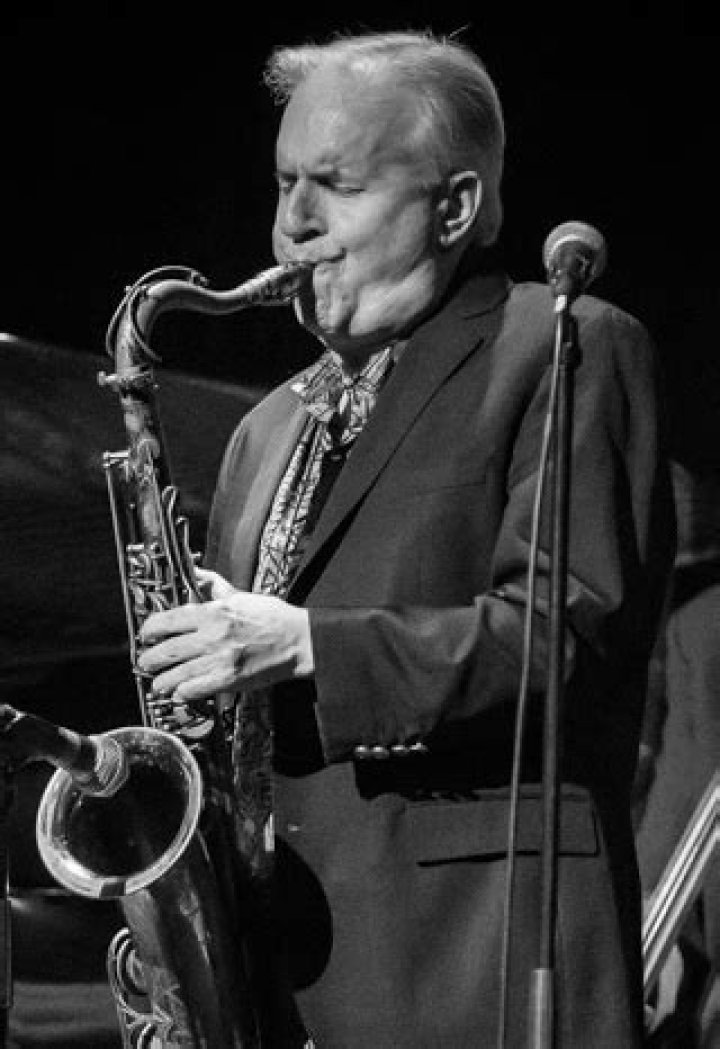 Scott Hamilton Biography, Age, Height, Wife, Net Worth, Family