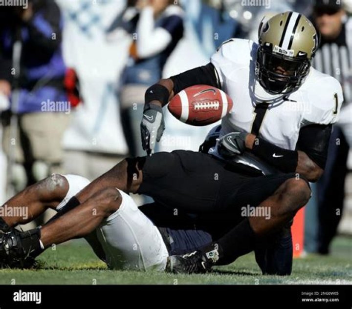 Selwyn Lymon Biography, Age, Height, Wife, Net Worth, Family