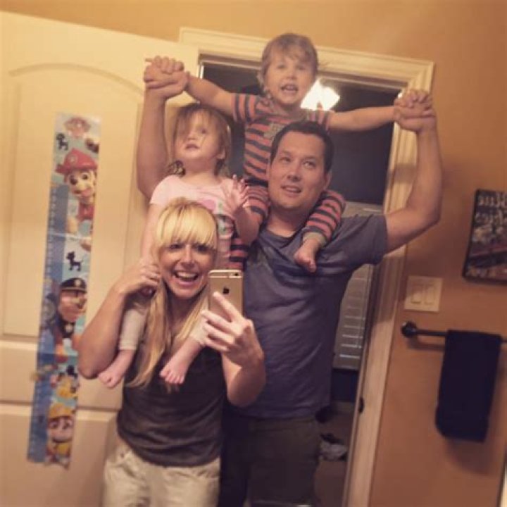 Steve Burguiere Biography, Age, Height, Wife, Net Worth, Family