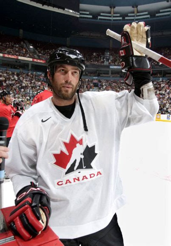 Todd Bertuzzi Biography, Age, Height, Wife, Net Worth, Family