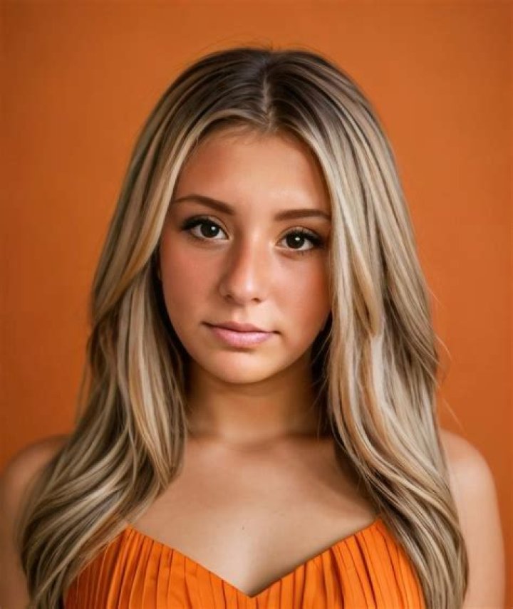 Victoria Paige Watkins Biography, Age, Height, Husband, Net Worth, Family