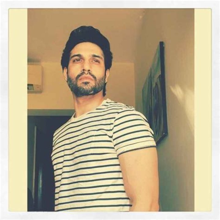 Vijayendra Kumeria Biography, Age, Height, Wife, Net Worth, Family