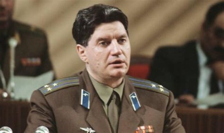 Viktor Alksnis Biography, Age, Height, Wife, Net Worth, Family